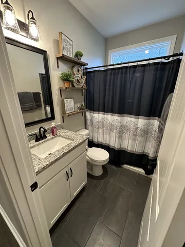 $2,500 | 1922 Shield Drive, Clarksville, TN 37043