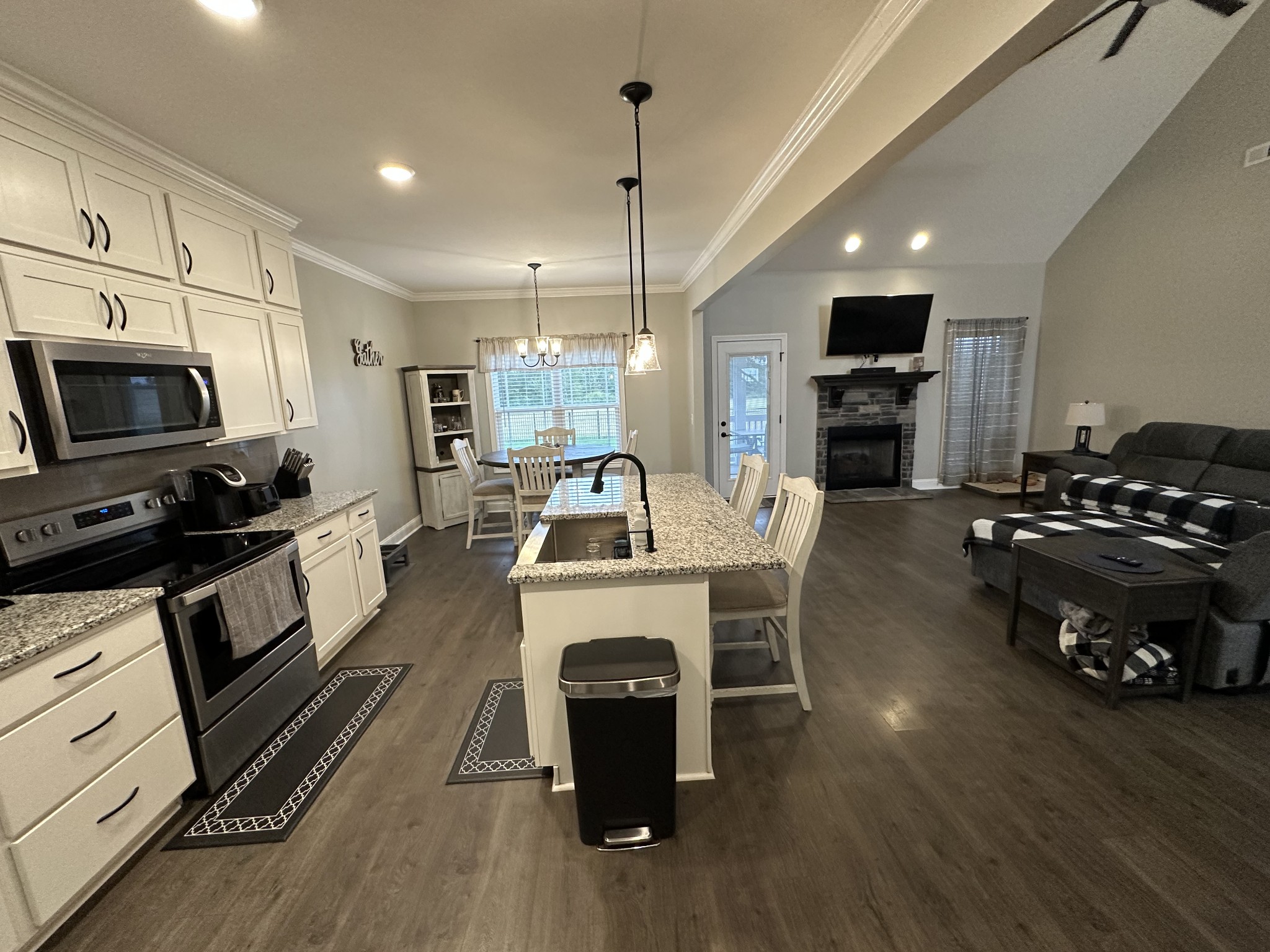 1922 Shield Drive Clarksville, TN 37043 - Photo 10 of 34