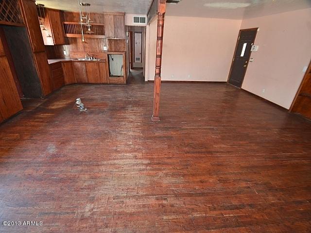 3008 West Cactus Road Phoenix, AZ 85029 - Photo 40 of 107 023-199321-dining-to-kitchen-a