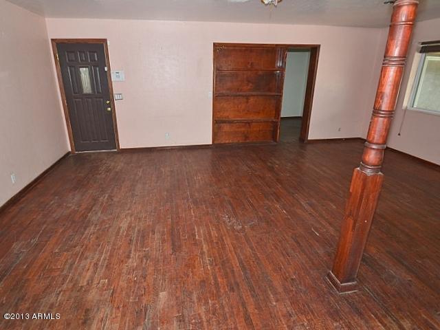 3008 West Cactus Road Phoenix, AZ 85029 - Photo 55 of 107 023-199321-living-room-2