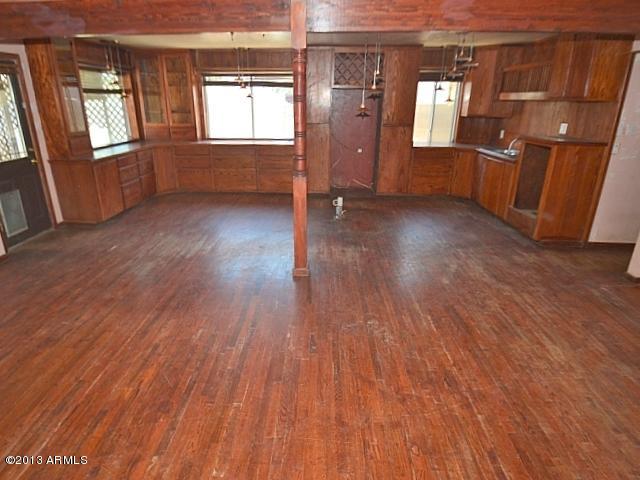3008 West Cactus Road Phoenix, AZ 85029 - Photo 58 of 107 023-199321-living-room-to-kitchen-1