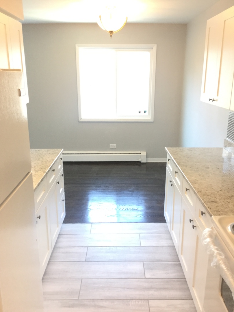 7120 North Sheridan Road, Unit 417 Chicago, IL 60626 - Photo 2 of 7
