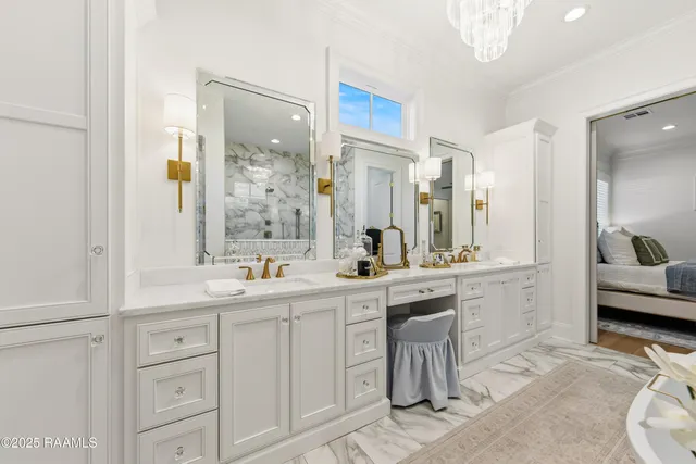 $699,000 | 339 Bozeman Trail, Scott, LA 70583