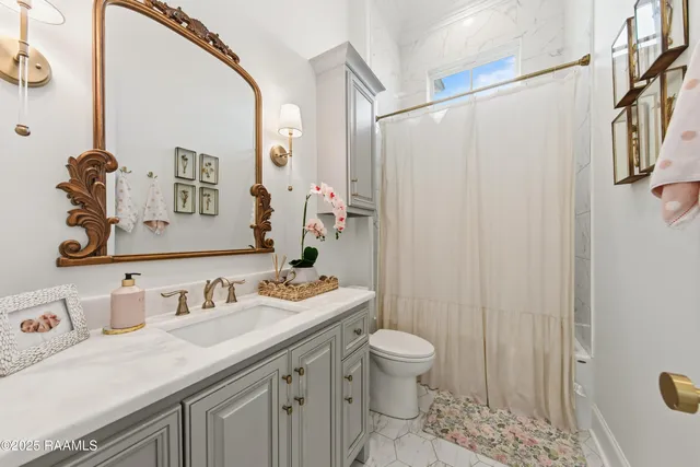 $699,000 | 339 Bozeman Trail, Scott, LA 70583