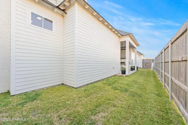 $699,000 | 339 Bozeman Trail, Scott, LA 70583