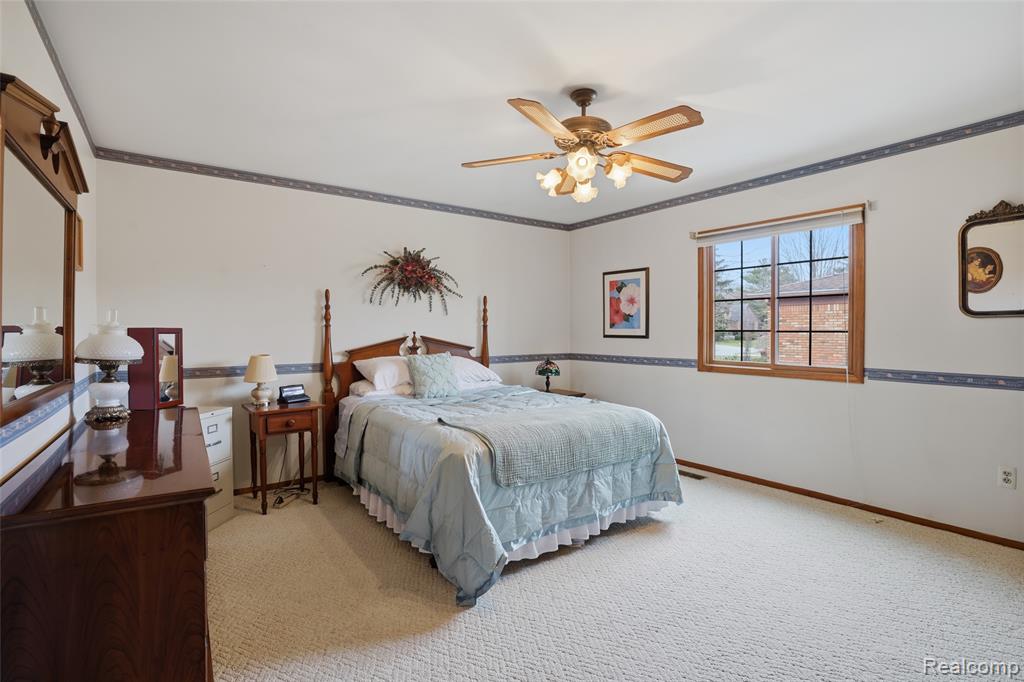 1669 Snowden Circle Rochester Hills, MI 48306 - Photo 22 of 32