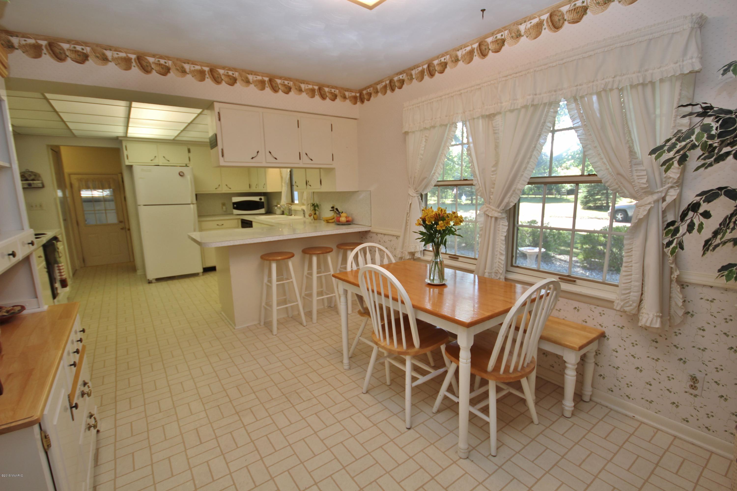 905 Pine Street Three Rivers, MI 49093 - Photo 20 of 56 IMG_2750