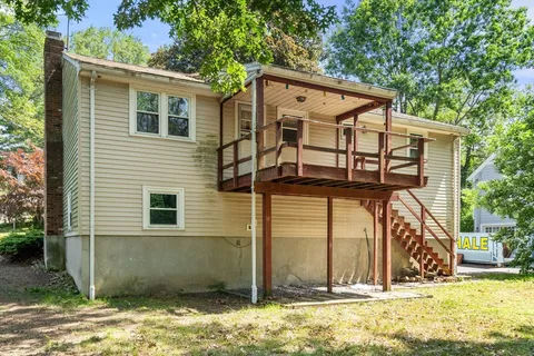 $899,000 | 37 Freemont Street, Lexington, MA 02421