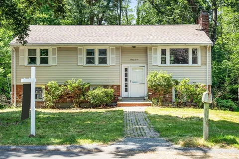 $899,000 | 37 Freemont Street, Lexington, MA 02421