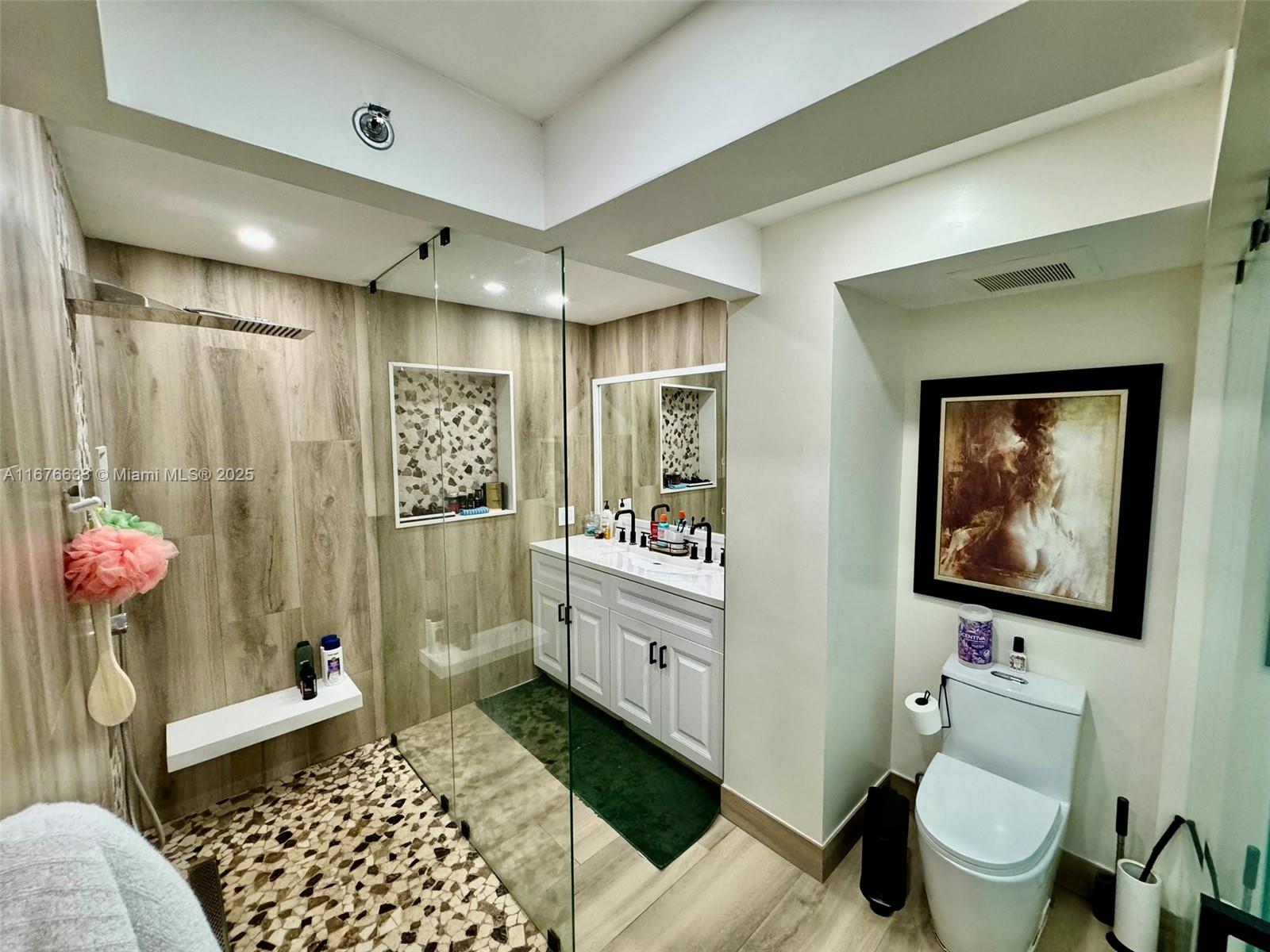 2415 Northwest 16th St Road, Unit 101 Miami, FL 33125 - Photo 34 of 45 Bathroom 3rd floor