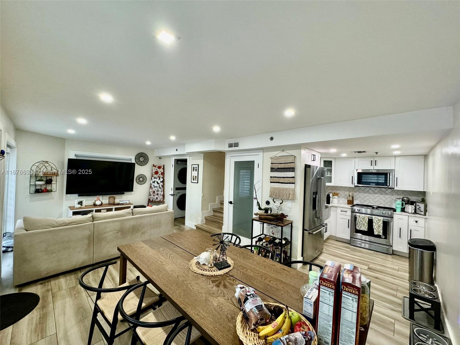 2415 Northwest 16th St Road, Unit 101 Miami, FL 33125 - Photo 10 of 45 Gallery Image 10
