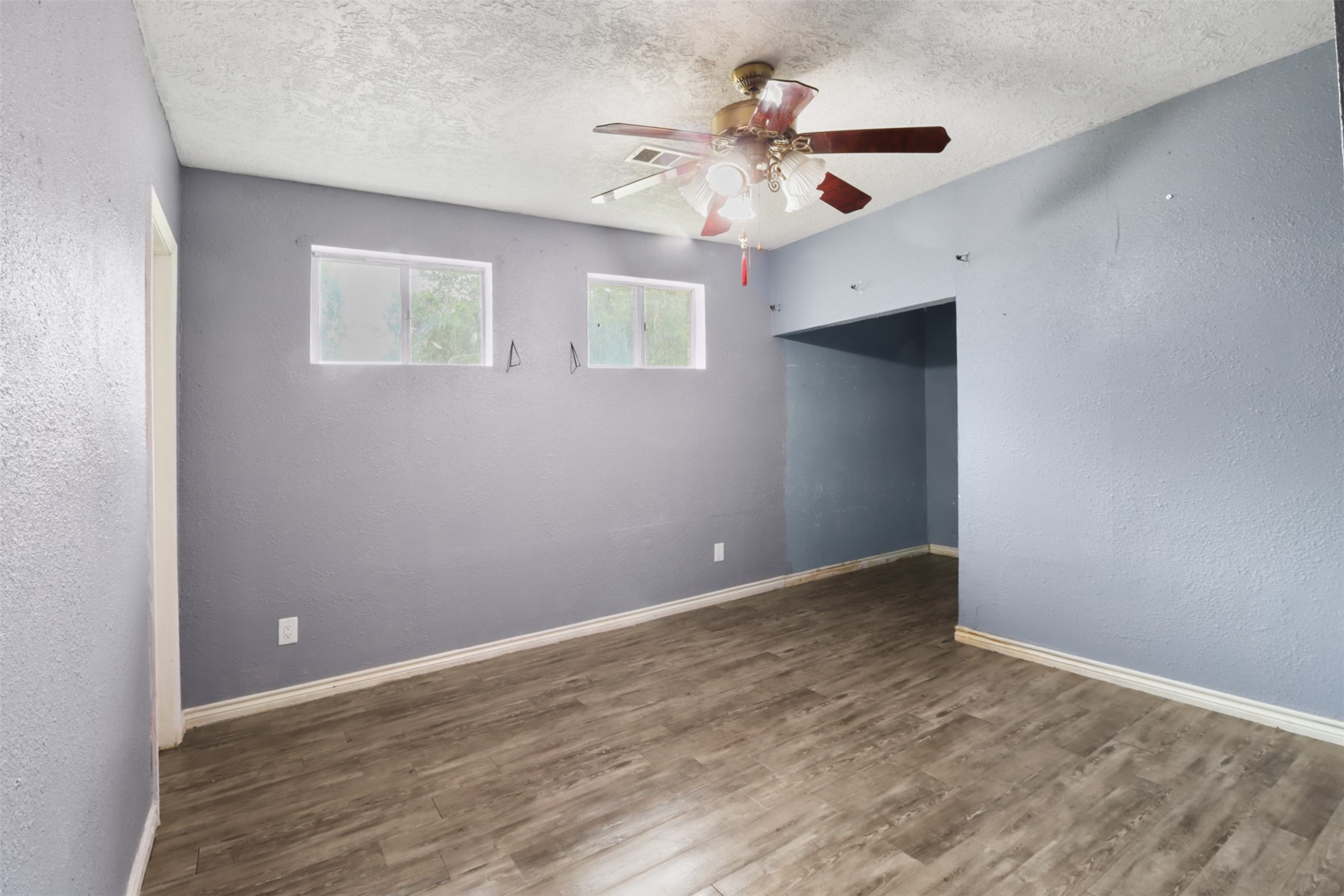 4717 17th Street Bacliff, TX 77518 - Photo 8 of 14