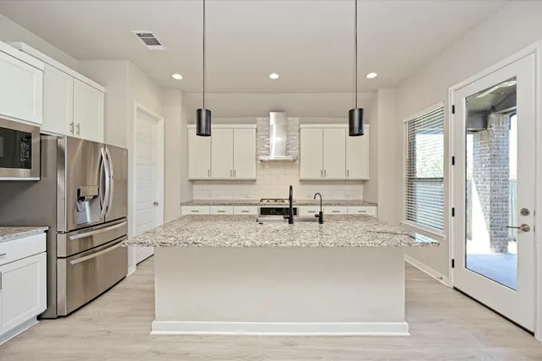 $2,800 | 469 Coyote Crk Way, Kyle, TX 78640