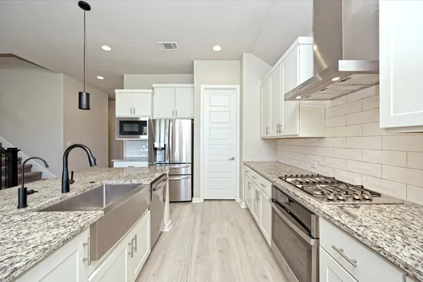 $2,800 | 469 Coyote Crk Way, Kyle, TX 78640