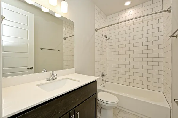 $2,800 | 469 Coyote Crk Way, Kyle, TX 78640