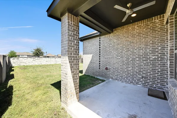 $2,800 | 469 Coyote Crk Way, Kyle, TX 78640