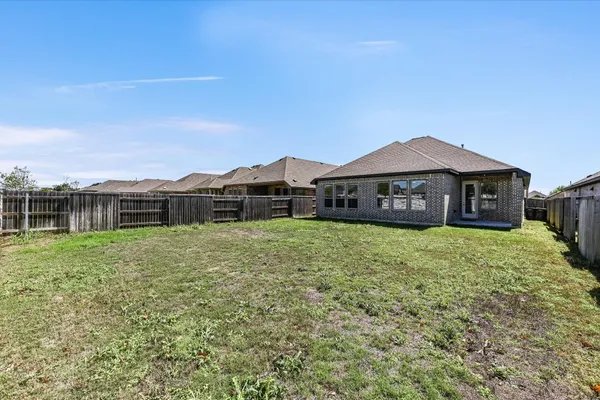 $2,800 | 469 Coyote Crk Way, Kyle, TX 78640