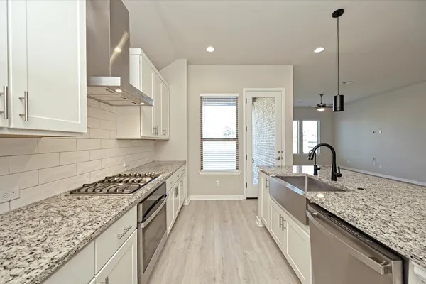 $2,800 | 469 Coyote Crk Way, Kyle, TX 78640