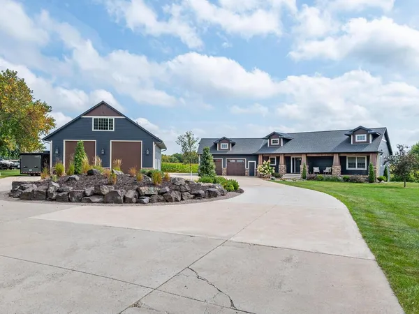 $989,900 | 7491 County Road 37 Northwest, Maple Lake, MN 55358