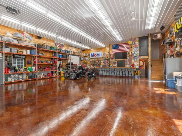 $989,900 | 7491 County Road 37 Northwest, Maple Lake, MN 55358