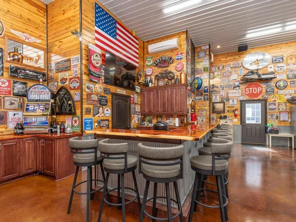$989,900 | 7491 County Road 37 Northwest, Maple Lake, MN 55358