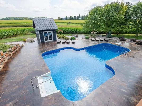 $989,900 | 7491 County Road 37 Northwest, Maple Lake, MN 55358