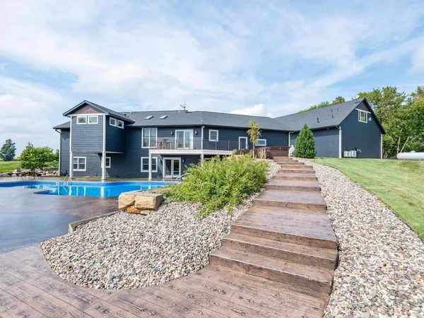 $989,900 | 7491 County Road 37 Northwest, Maple Lake, MN 55358