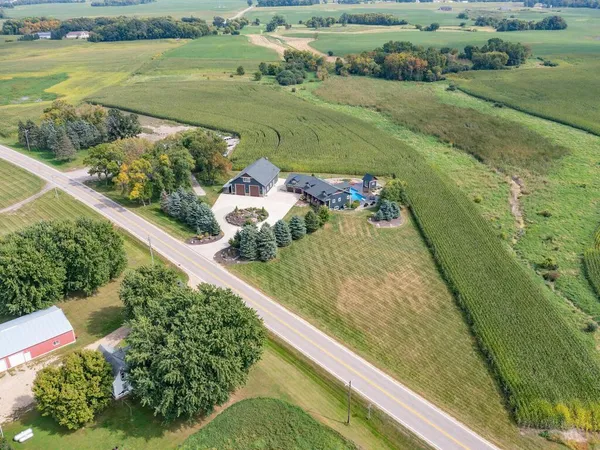 $989,900 | 7491 County Road 37 Northwest, Maple Lake, MN 55358