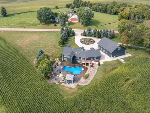 $989,900 | 7491 County Road 37 Northwest, Maple Lake, MN 55358