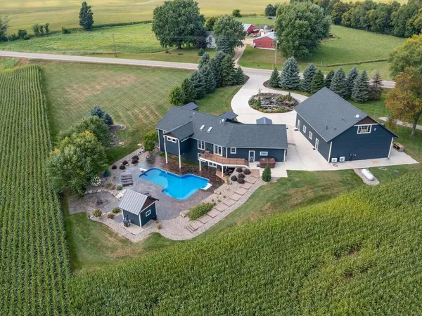 $989,900 | 7491 County Road 37 Northwest, Maple Lake, MN 55358