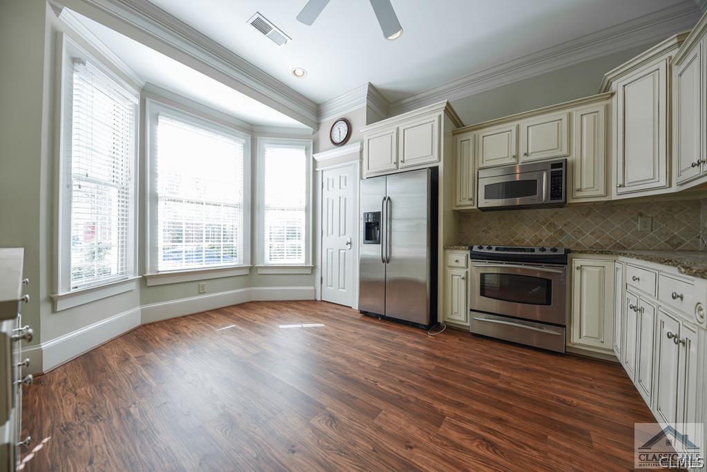 126 Briarcliff Road, Unit 8 Athens, GA 30606 - Photo 27 of 29 Gallery Image 27