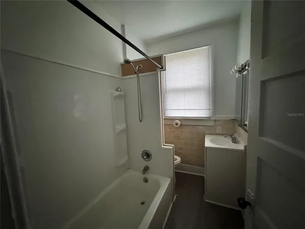 $1,995 | 716 Northwest 2nd Avenue, Gainesville, FL 32601