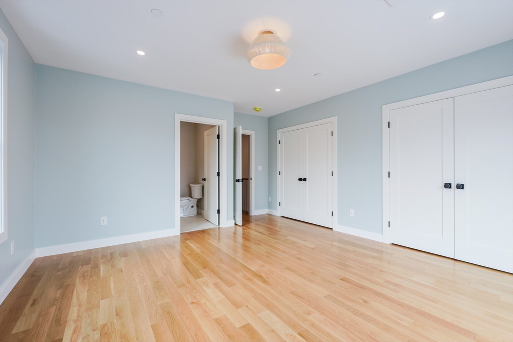 68 Rowe Street, Unit U:3 Boston, MA 02131 - Photo 14 of 17