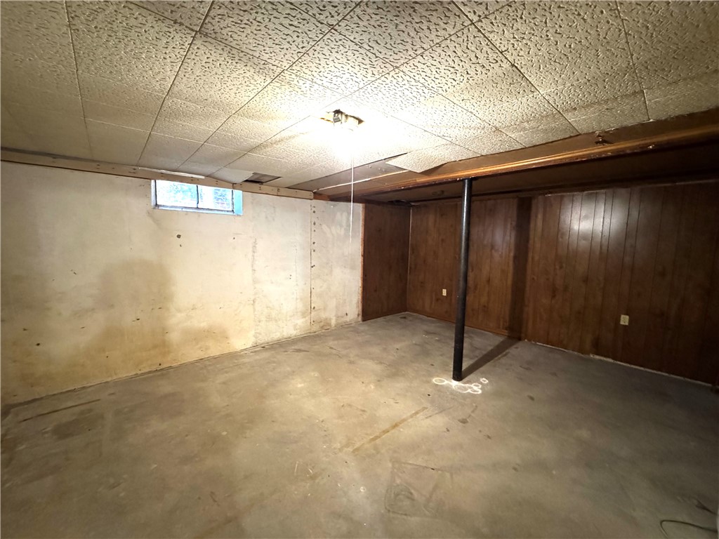 49 Scarborough Road Cumberland, RI 02864 - Photo 34 of 35
