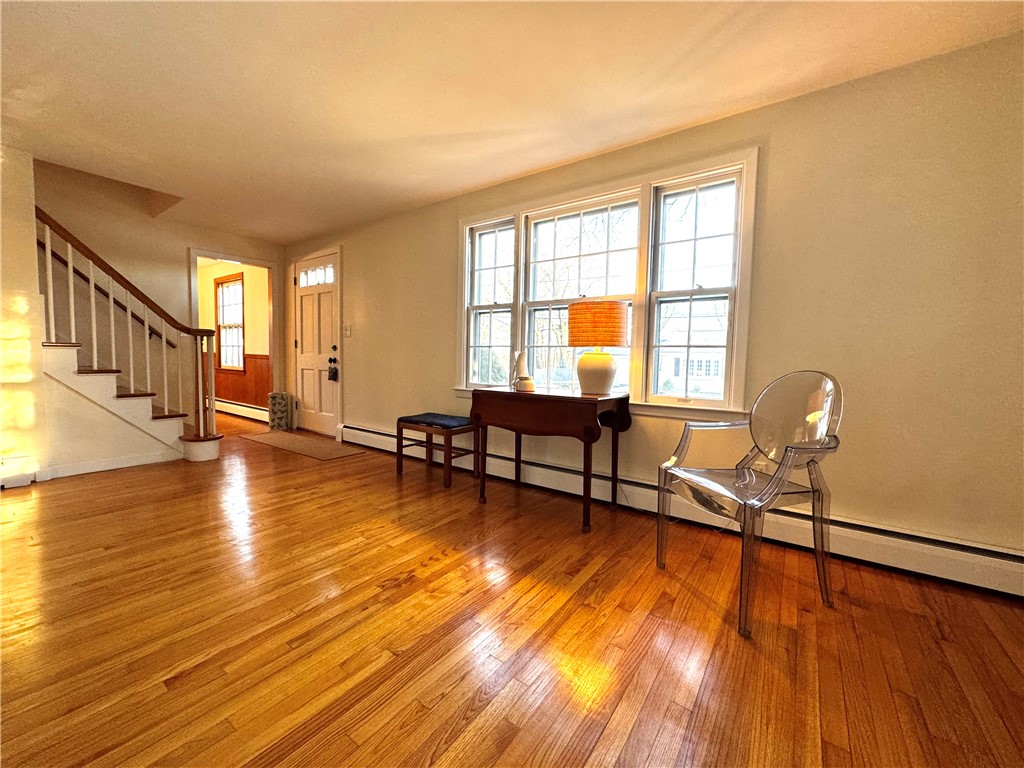 49 Scarborough Road Cumberland, RI 02864 - Photo 7 of 35
