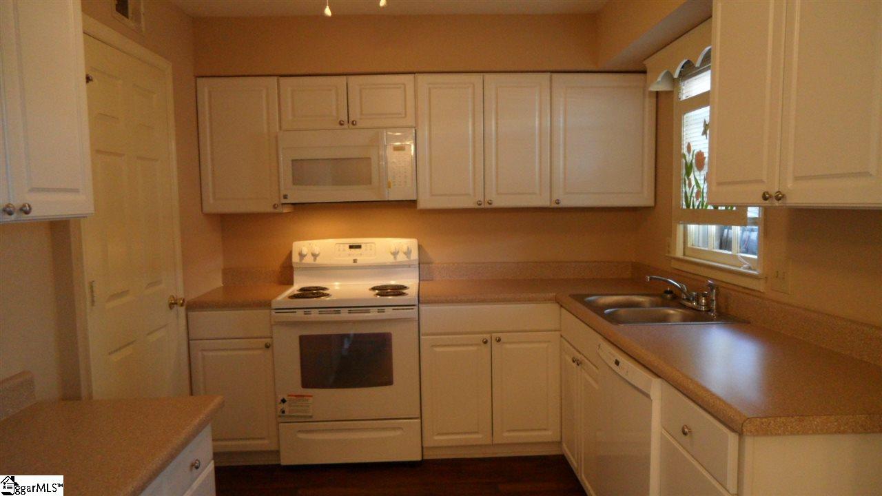 710 Hunts Bridge Road, Unit 31 Greenville, SC 29617 - Photo 14 of 36 Gallery Image 14