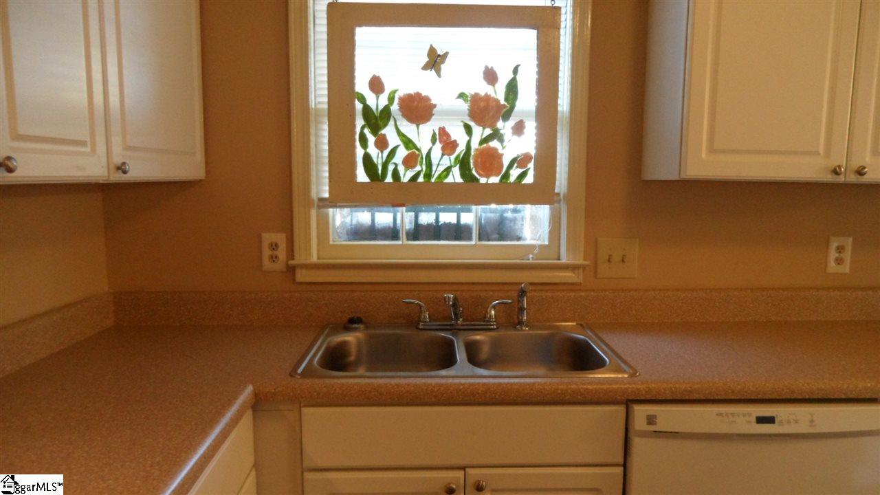 710 Hunts Bridge Road, Unit 31 Greenville, SC 29617 - Photo 17 of 36 Gallery Image 17
