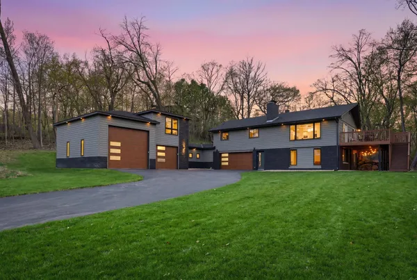 $899,900 | 1375 Cherry Place, Mound, MN 55364