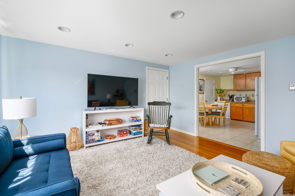 30 Union Wharf Road, Unit 6 Dennis, MA 02639 - Photo 3 of 29