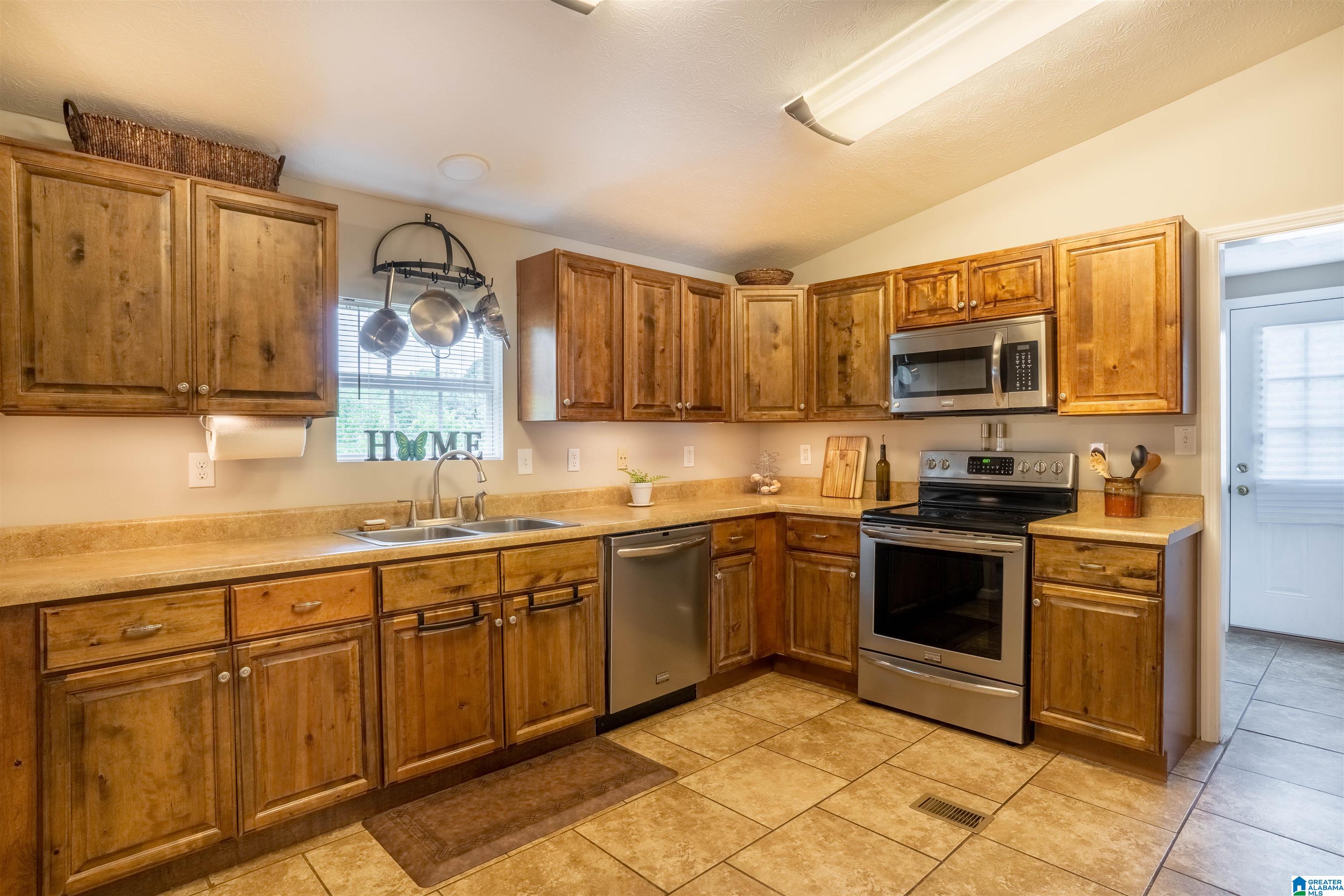 3960 Matt Smith Road Gadsden, AL 35907 - Photo 8 of 29