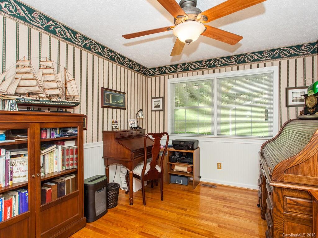 65 East Wonder Road Leicester, NC 28748 - Photo 11 of 35 Gallery Image 11