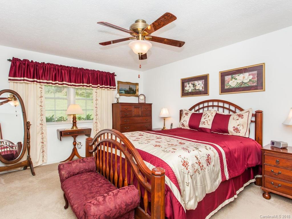 65 East Wonder Road Leicester, NC 28748 - Photo 15 of 35 Gallery Image 15