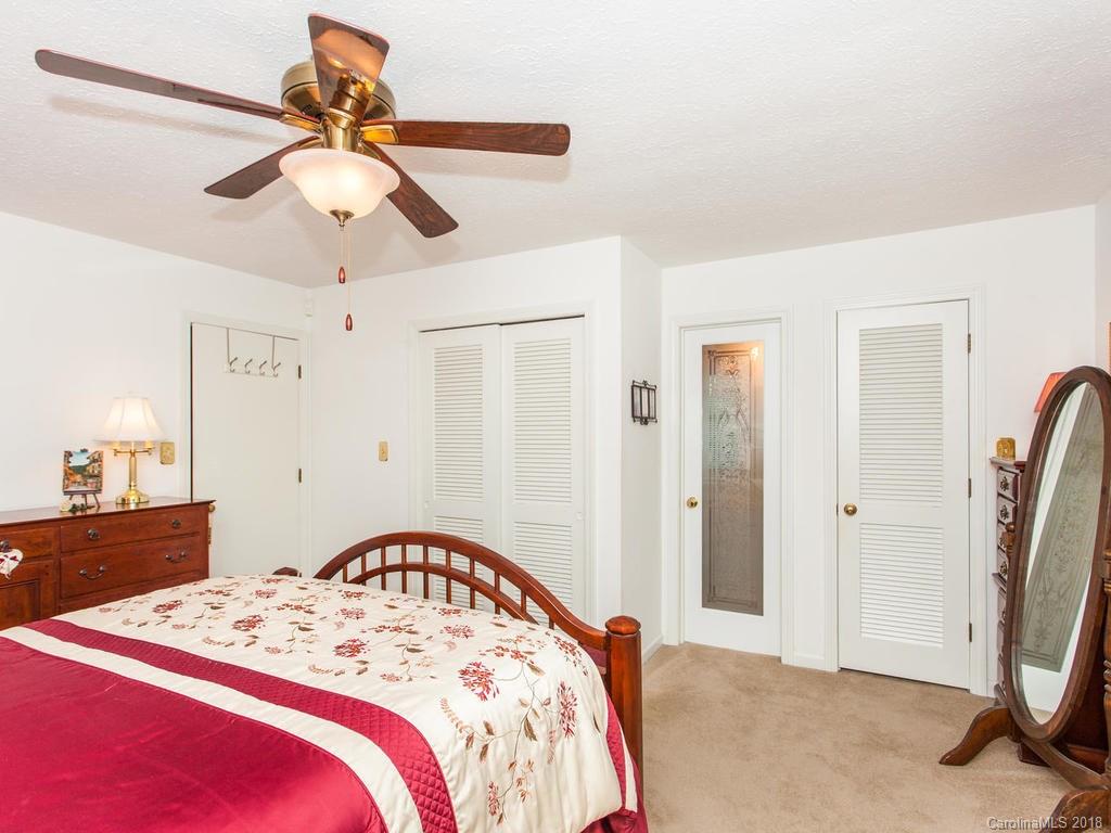 65 East Wonder Road Leicester, NC 28748 - Photo 16 of 35 Gallery Image 16