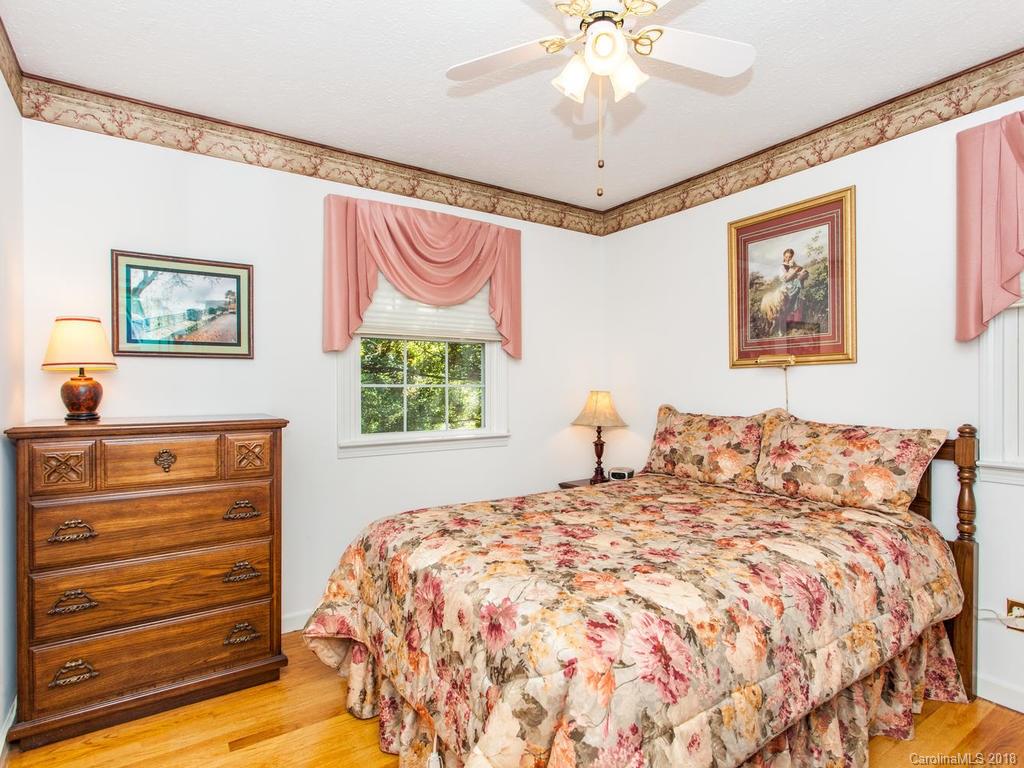 65 East Wonder Road Leicester, NC 28748 - Photo 19 of 35 Gallery Image 19