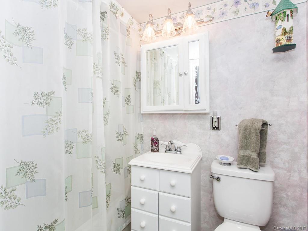 65 East Wonder Road Leicester, NC 28748 - Photo 24 of 35 Gallery Image 24