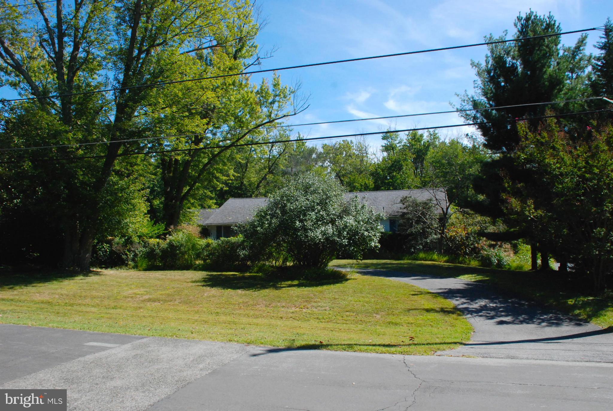 10101 Gary Road Potomac, MD 20854 - Photo 3 of 6 Exterior (Front)
