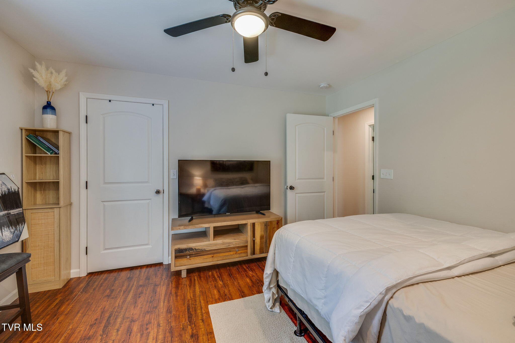 2100 Longreen Road Kingsport, TN 37660 - Photo 22 of 47 021
