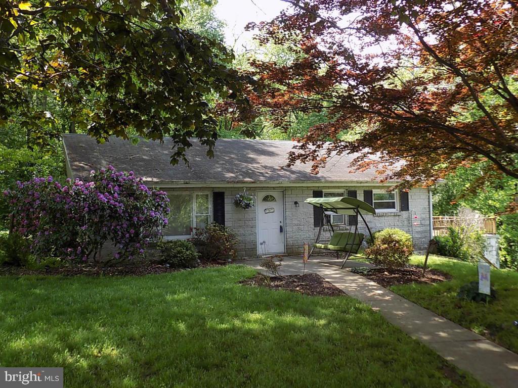 484 Scotland Road Quarryville, PA 17566 - Photo 1 of 11 Gallery Image 1