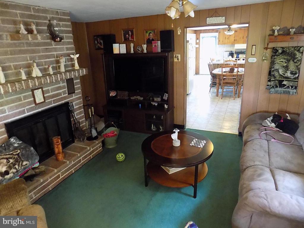 484 Scotland Road Quarryville, PA 17566 - Photo 3 of 11 Gallery Image 3