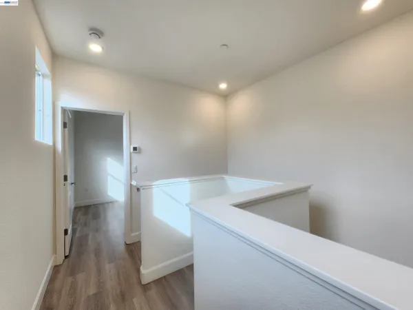 a view of utility room